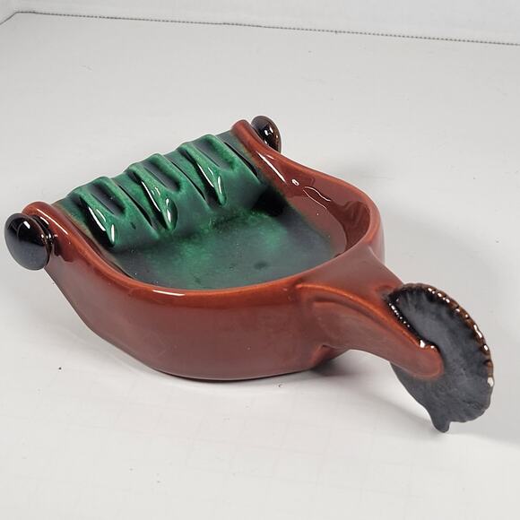 Vintage Green and Brown Spur Ashtray with Handle, Mid-Century Modern Farmhouse - Picture 4 of 11